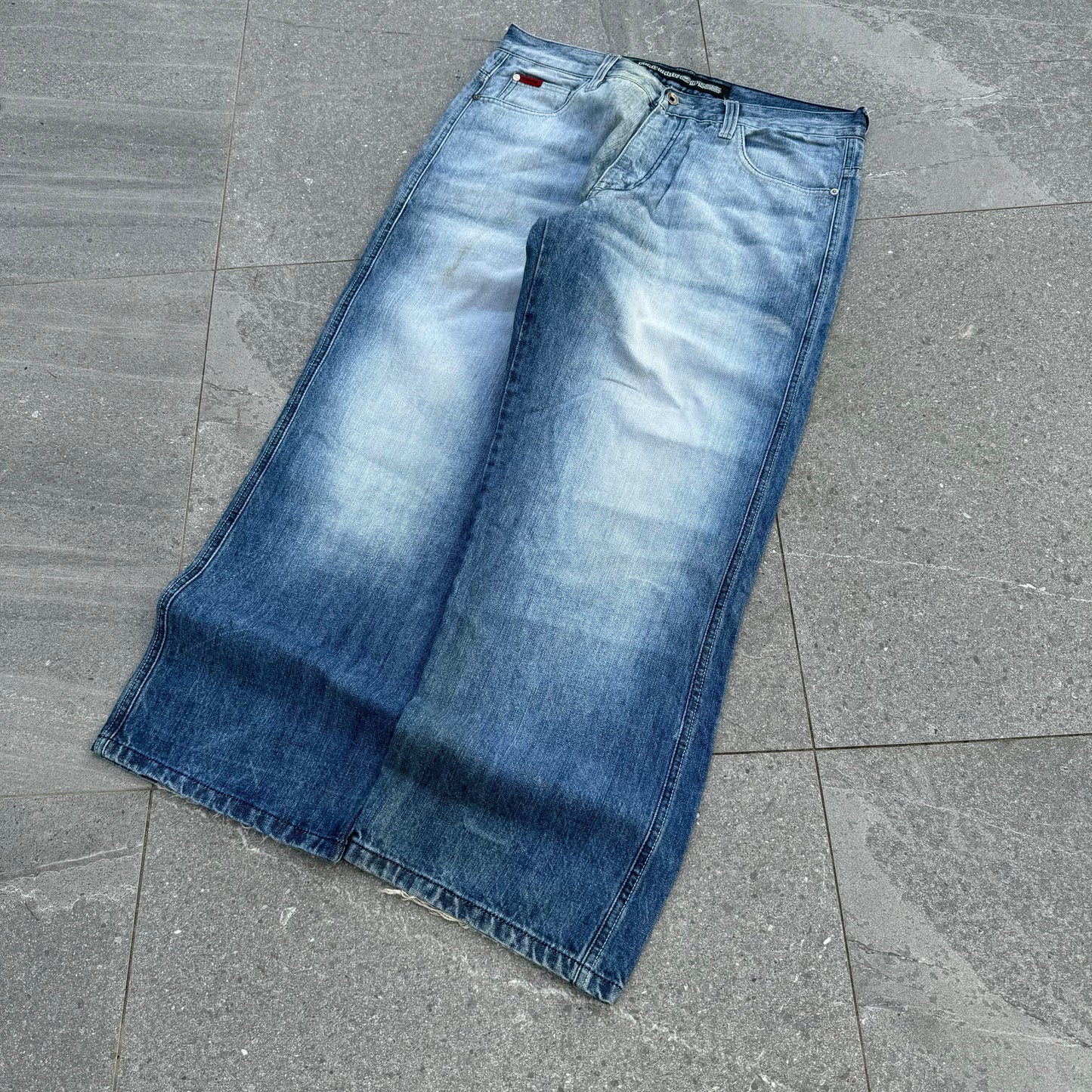 ecko jeans - 36x31”