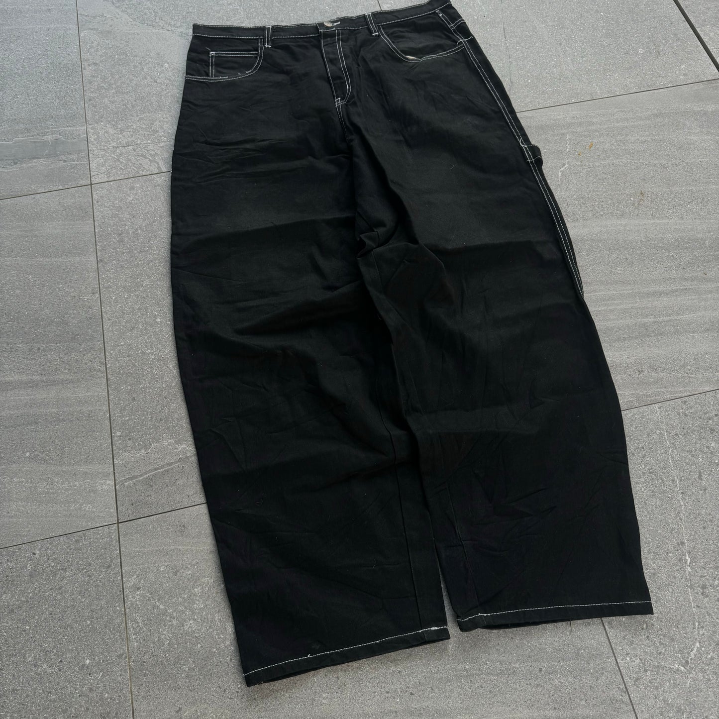 fattt fubus - 40x33”