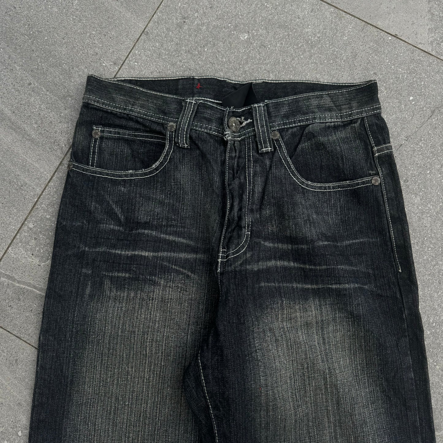 HARDDDD neveran faders - 32x33”