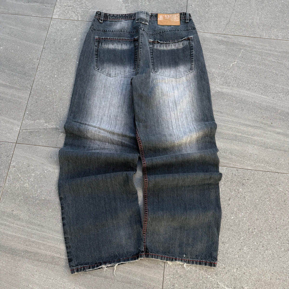 akademiks front hit jeans - 34x33”