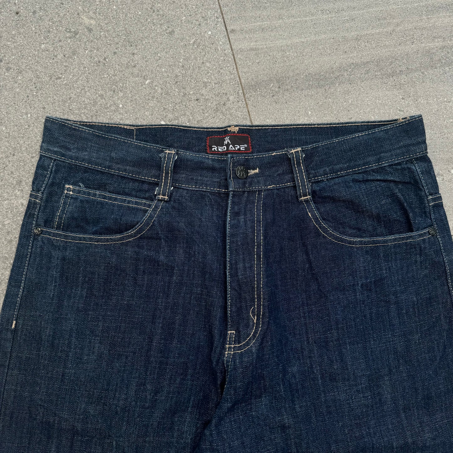beautiful red ape jorts - 34x14”