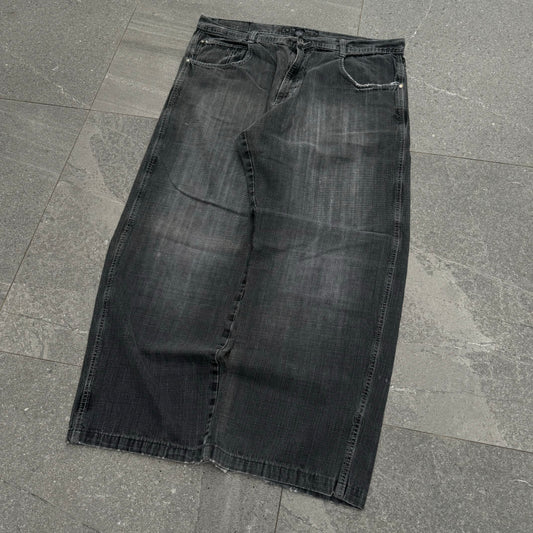 insaneeee phat southpoles - 42x31”