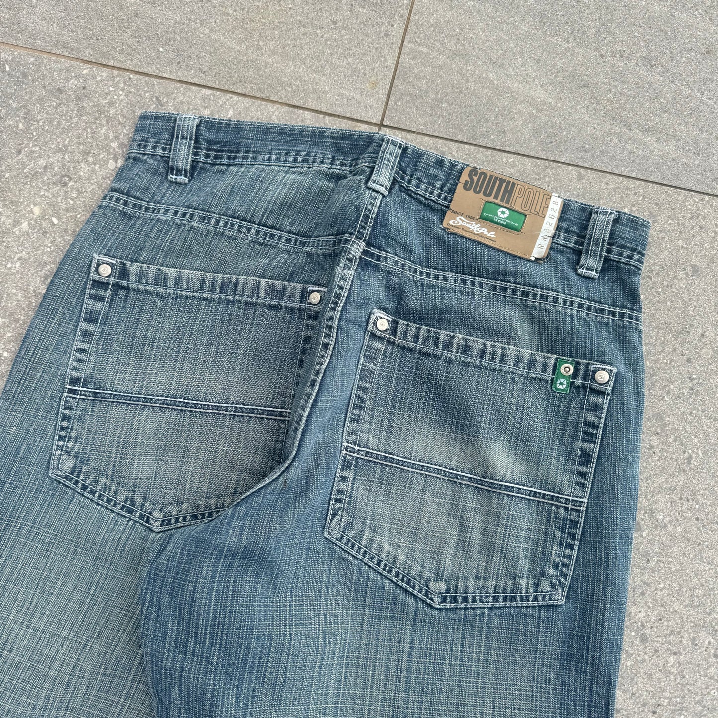 green tab southpoles - 34x31”