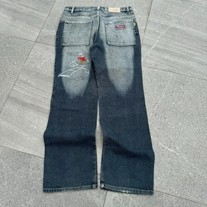 whoever made these definitely made them on a lot of acid (cool wash) - 32x31”