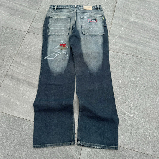 whoever made these definitely made them on a lot of acid (cool wash) - 32x31”