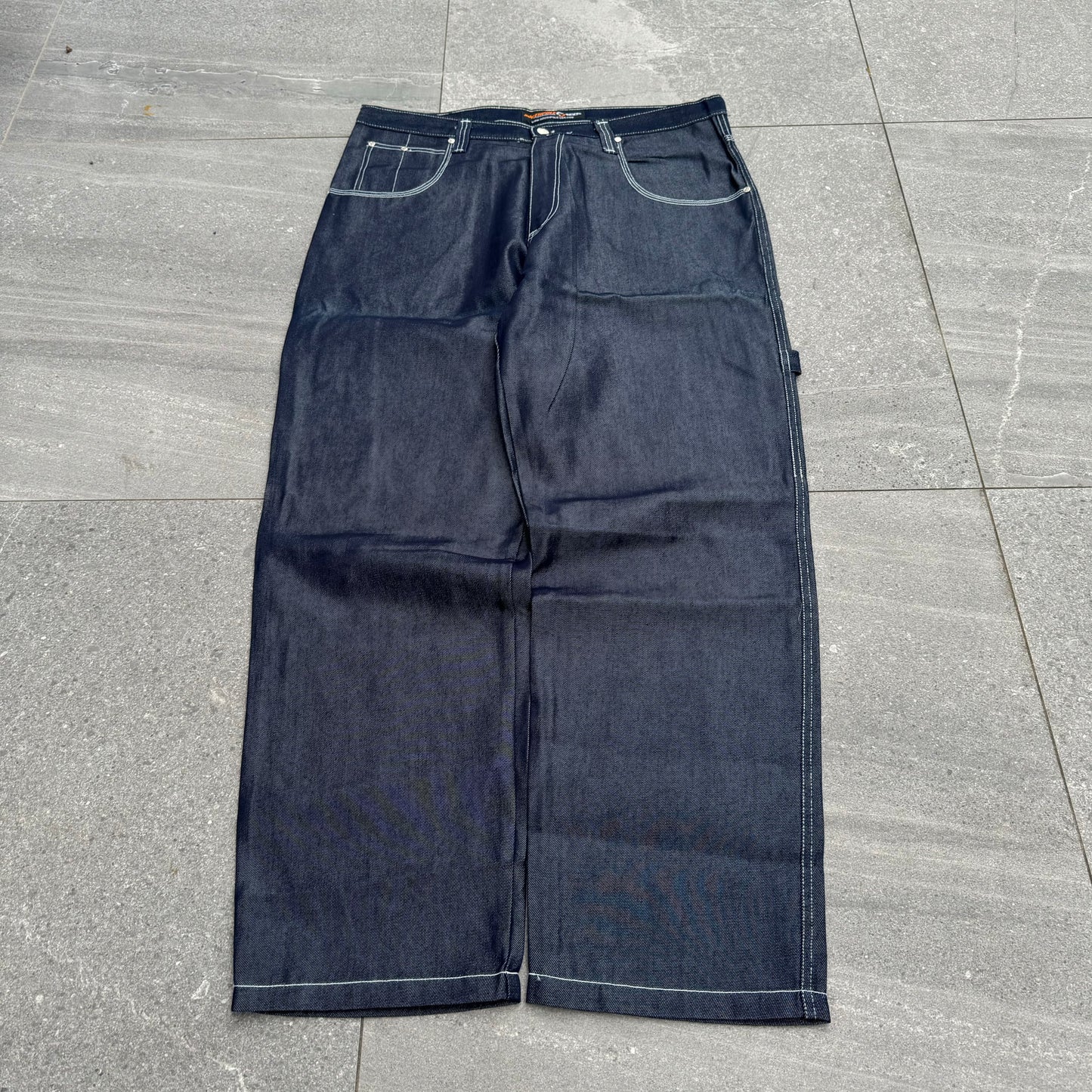 INSANEEEE deadstock southpoles - 38x31”