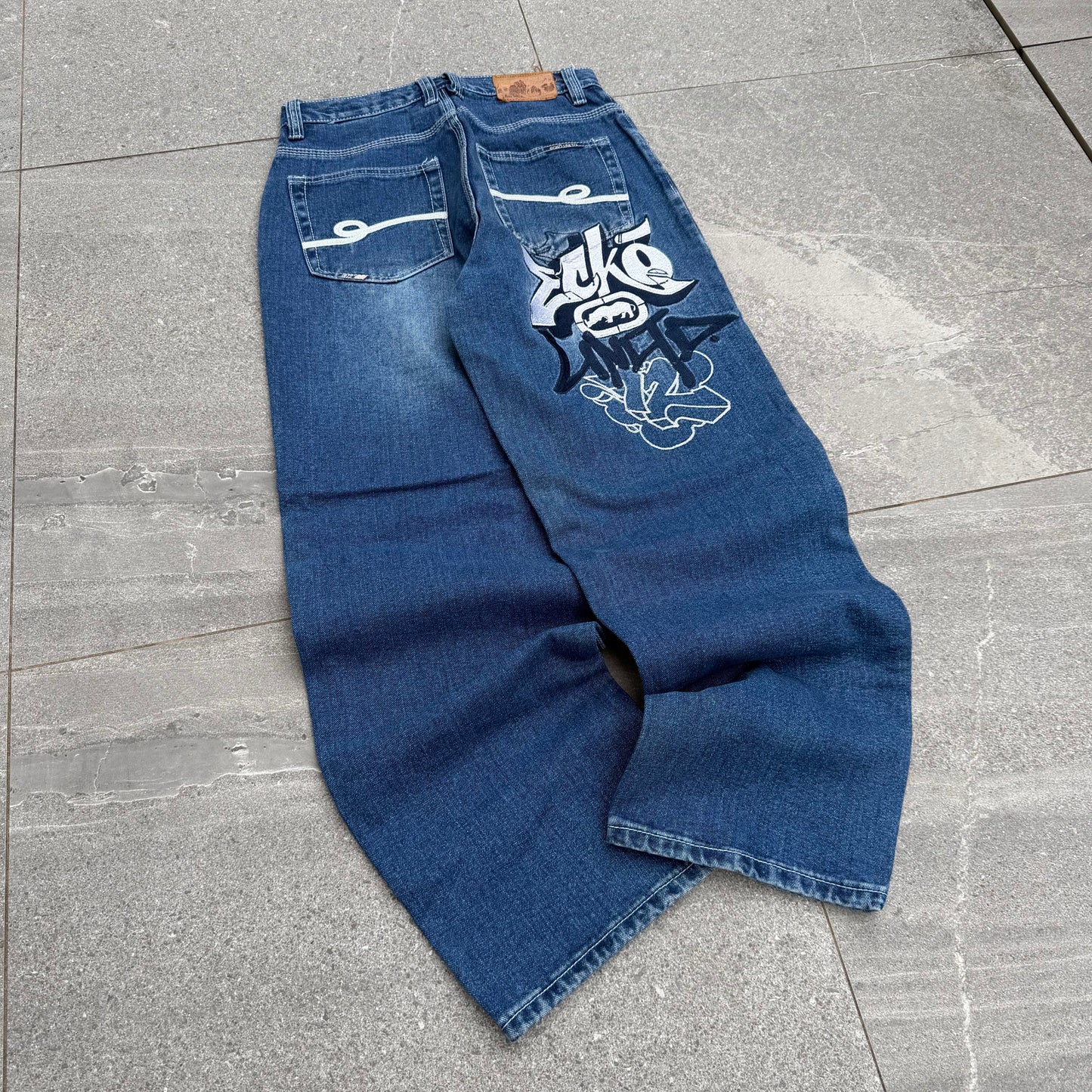 the grail of all grails - 28x29”