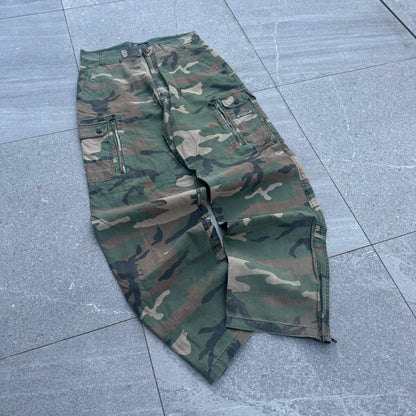 no boundaries camo grails - 34x34”