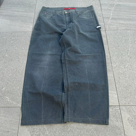 fat mechanic style hilfigers 38x28”