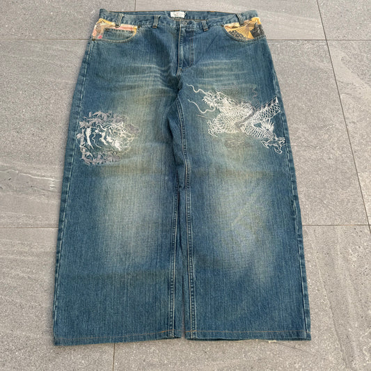 karakuri w the nicest details - 40x26”