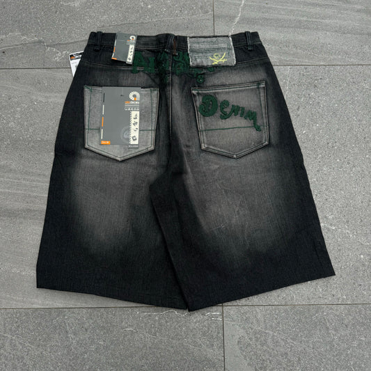 *DEADSTOCK* 2000s akademiks jorts - 34 & 38" available!