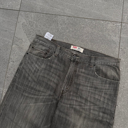 levi’s 569 loose straight - 37x30”