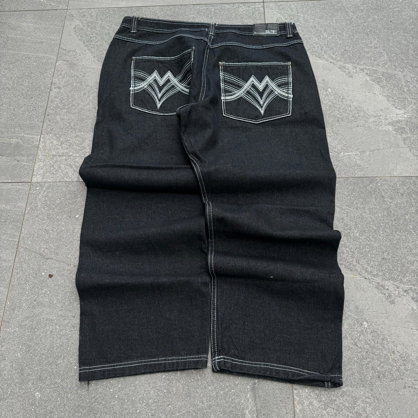 rk jeans - 40x30”