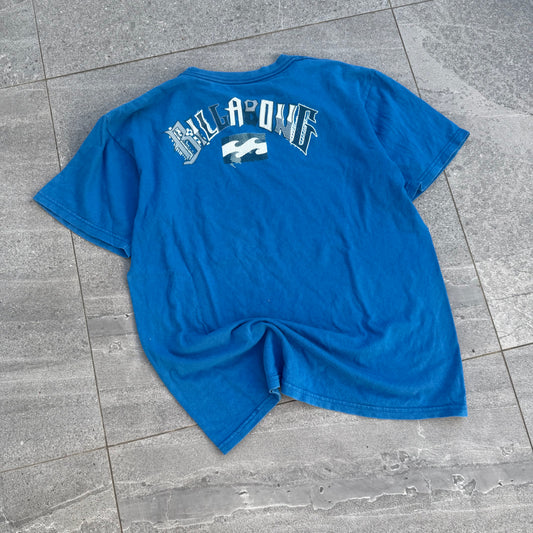 beautiful blue billabong tee - M