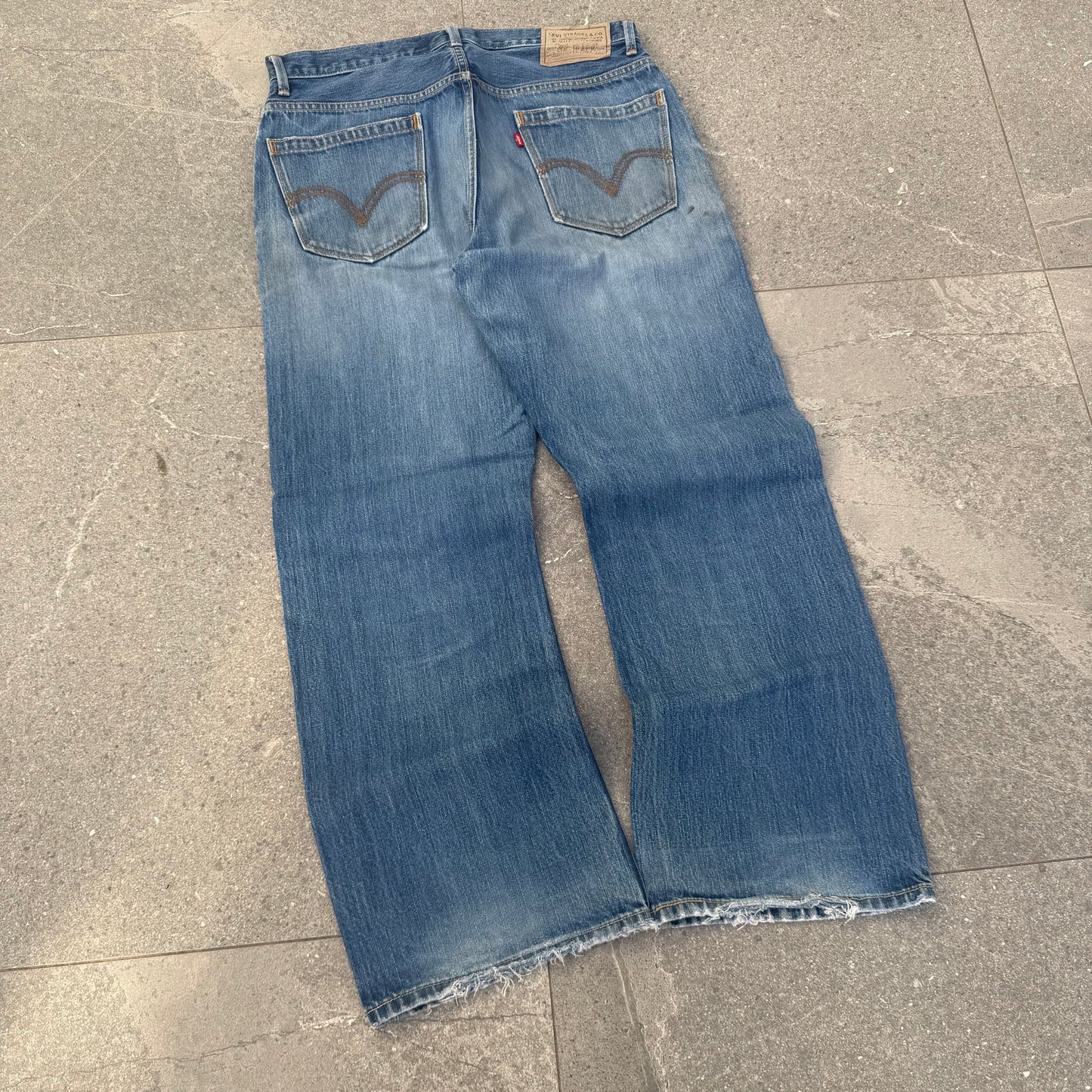 holy FUCK. levi’s 557 absolute GRAILS - 34x30”