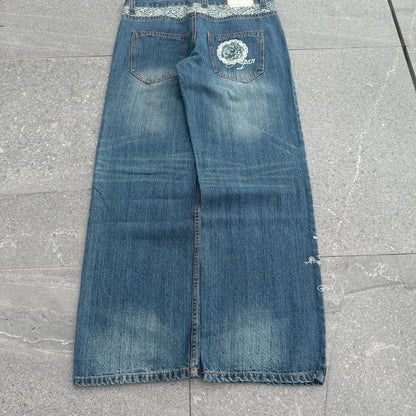 these are art 🥹 beaut japanese jeans 36x32”