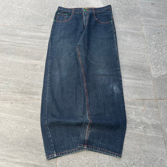 beeeaautiful coogi hand jeans - 33x32”