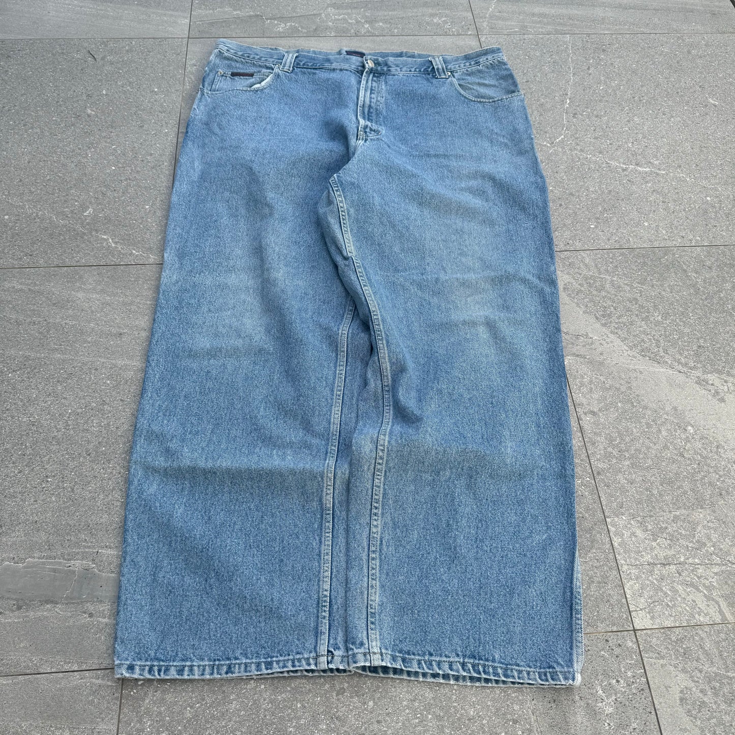 huge ass tommy’s - 46x32”