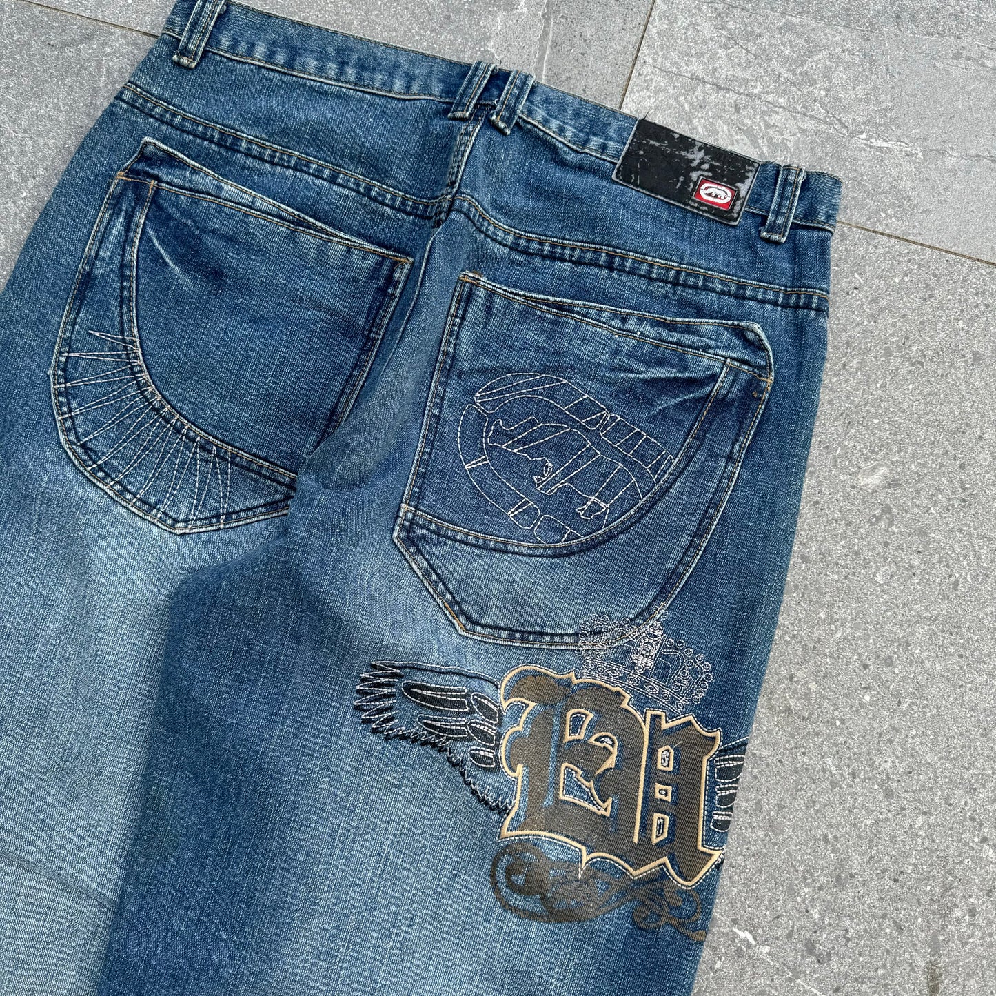 GRAIL ECKO PAIR - 38x32”