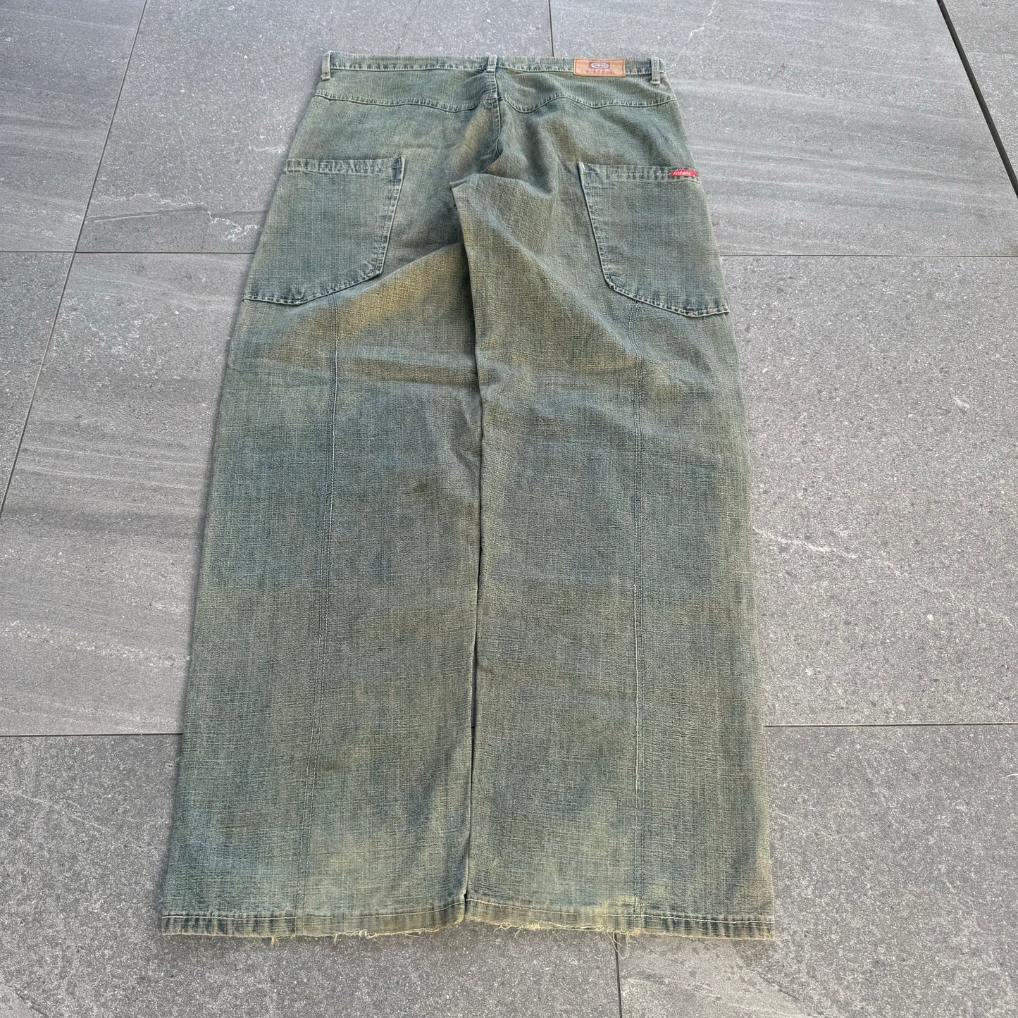 absolutely BEAUTIFUL ecko greenwashes - 36x34”