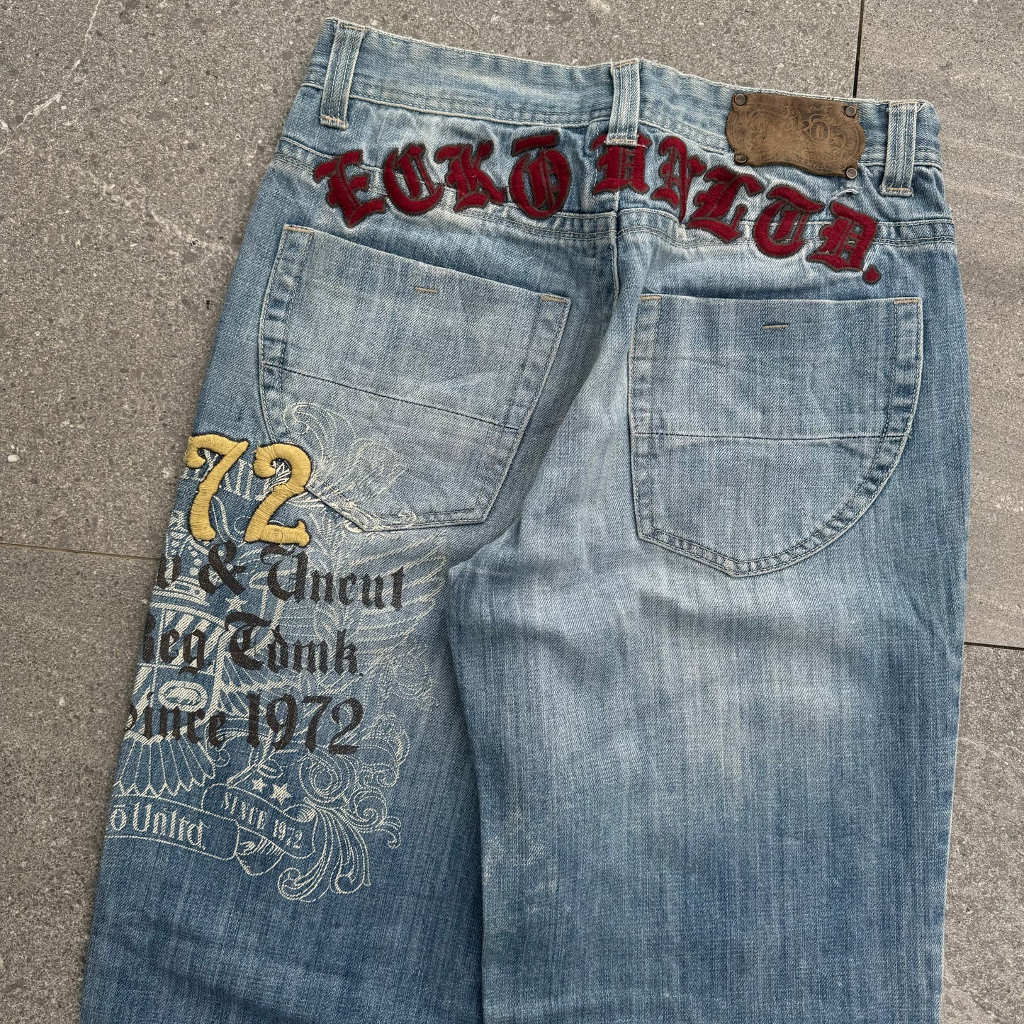 ecko jeans - 32”
