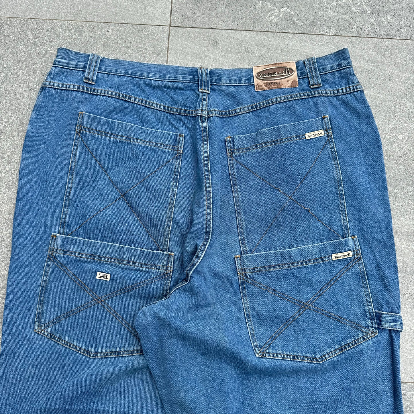 JNCO style zanadi jeans - 42x31” (14.5” leg open)
