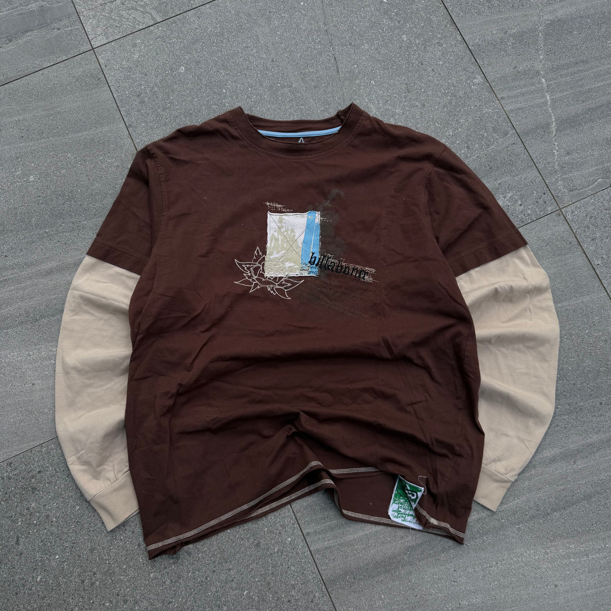 the holy grail of billabong tees - XL