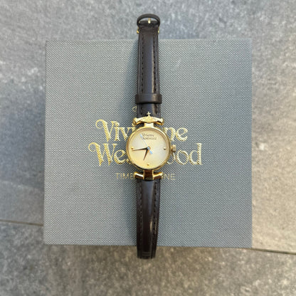 gorgeous vivienne westwood watch