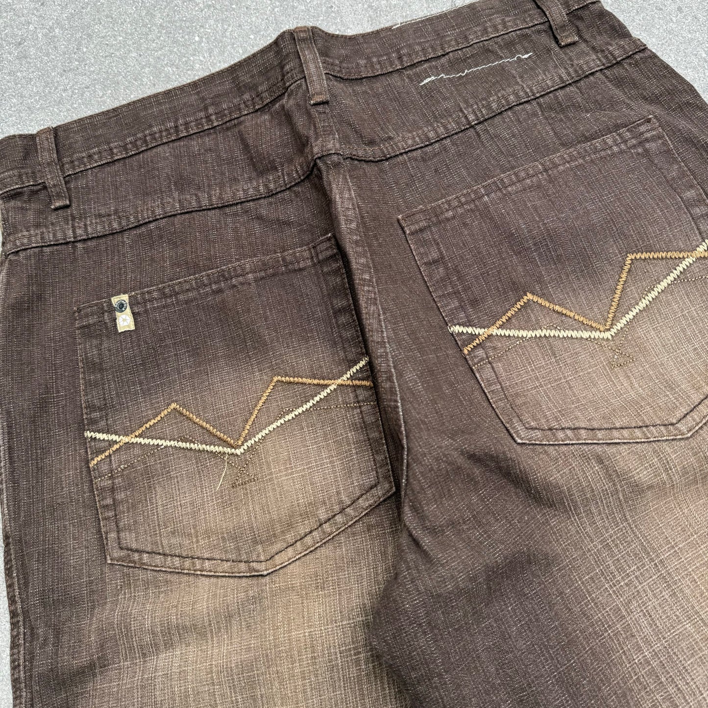 crazy brown southpole jorts - 36”