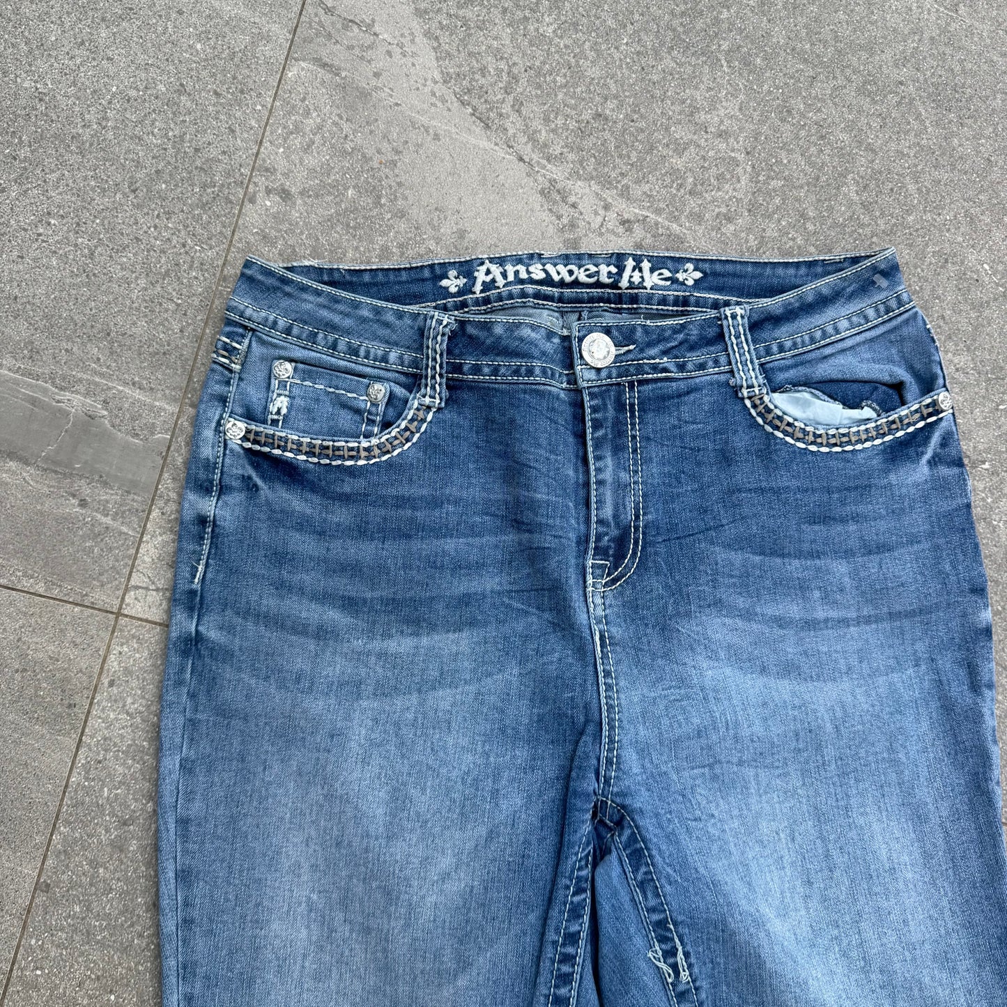 answer me bootcuts - 34x30”