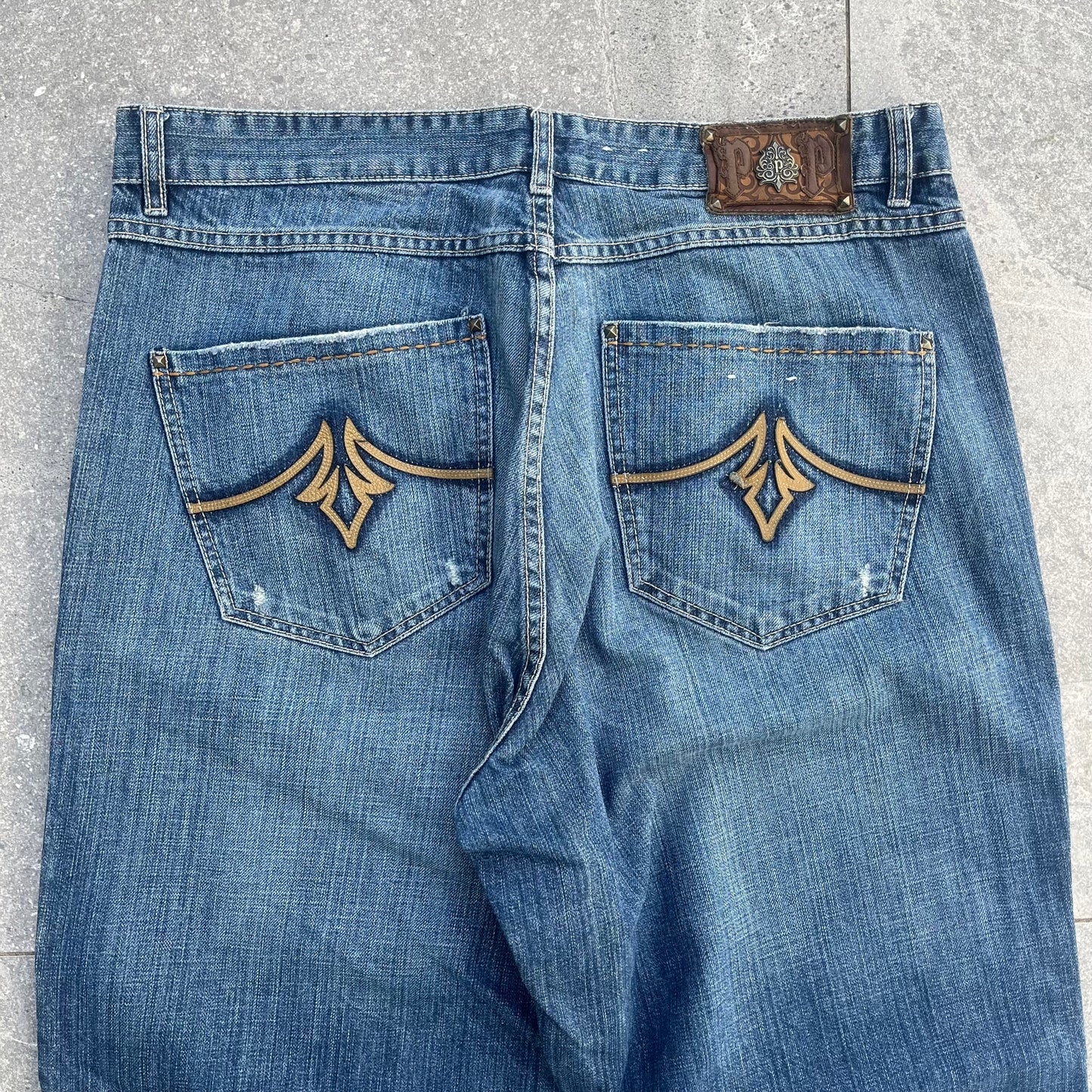 fat pelle pelles - 38x33”