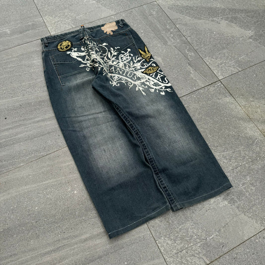 akademiks jeans - 34x27”