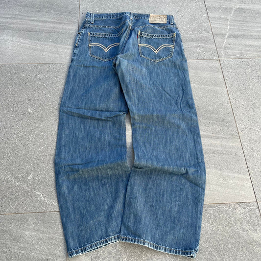 embroidered 557 levi bootcuts - 32x30”