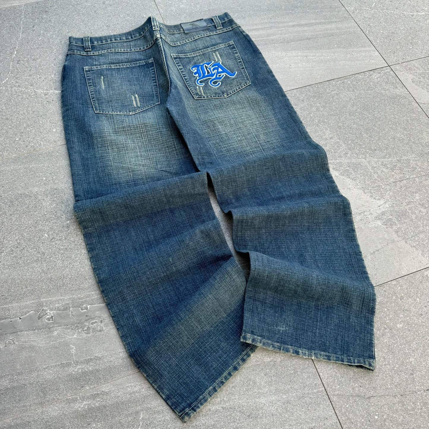 haaaaardddd LA jeans - 40x33” these things have the nicest wash icl