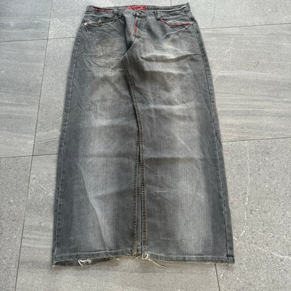 look at the wash on deez - 40x34”