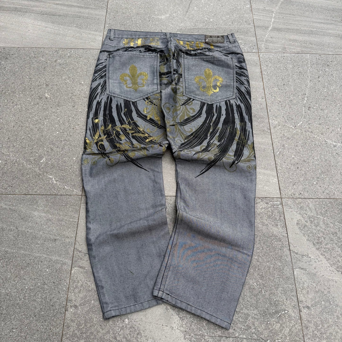 legendary status wing bootcuts - 38x31”