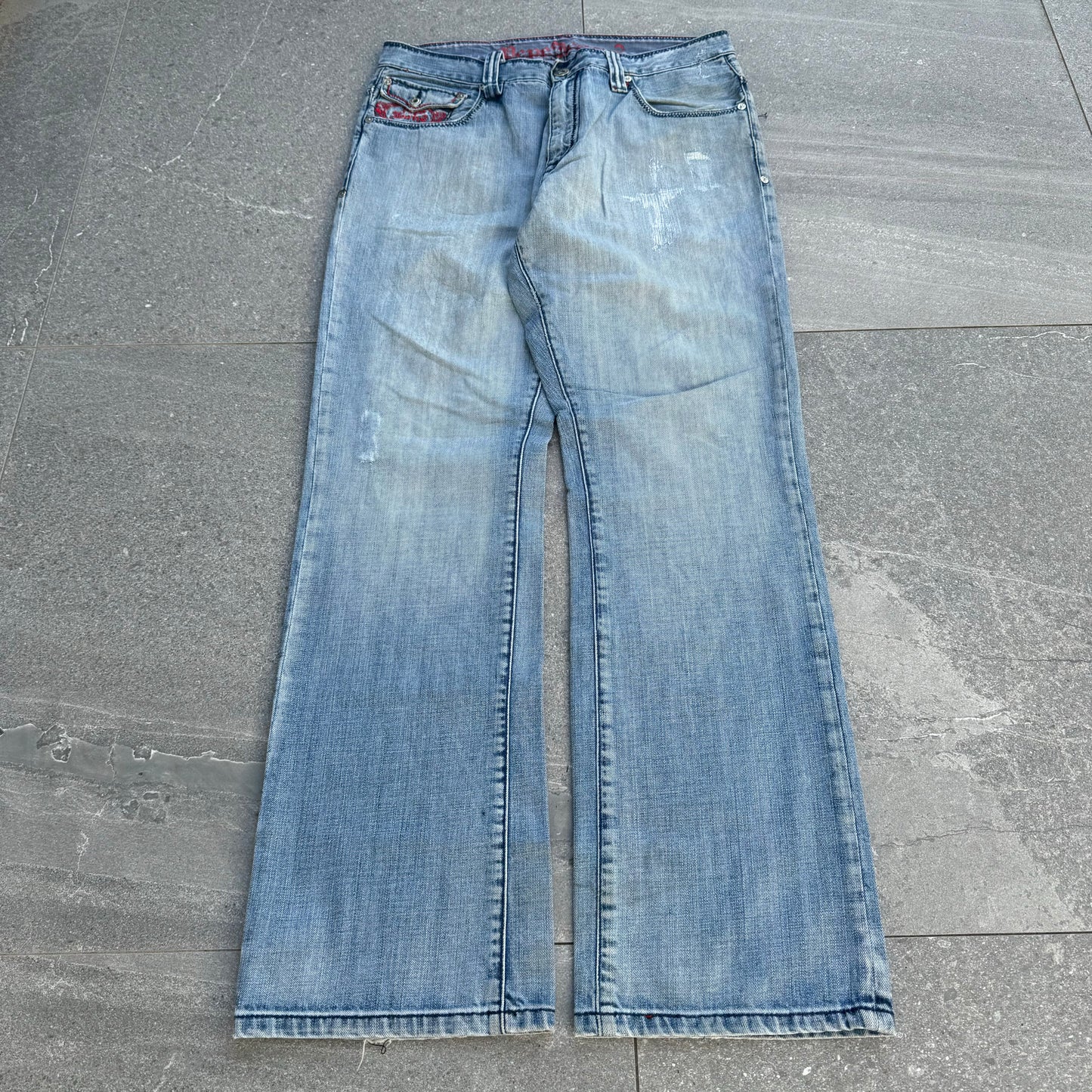 GOAAAATED PEPE BOOTCUTS look at the wash 34x33”