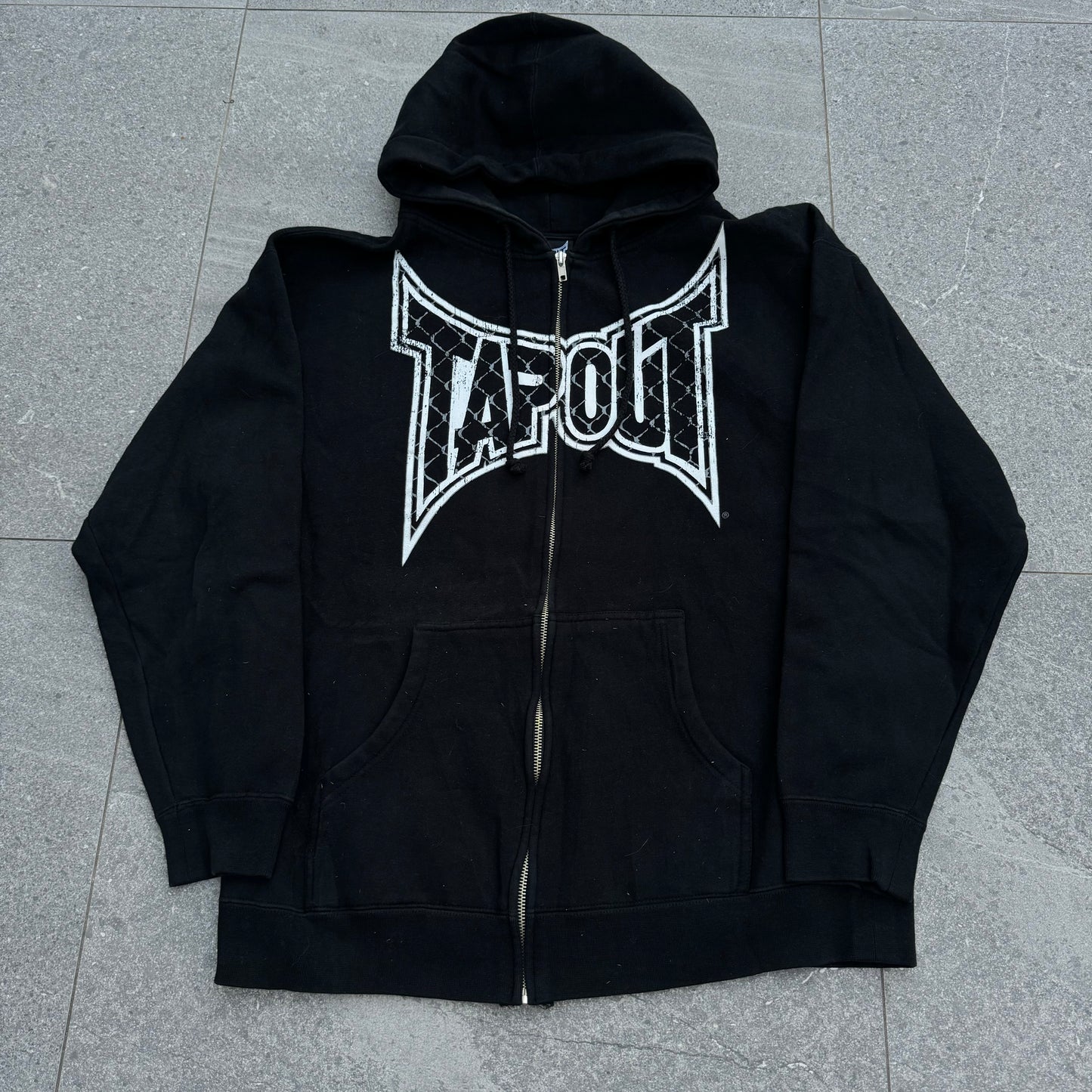 tapout barbwire zip - L