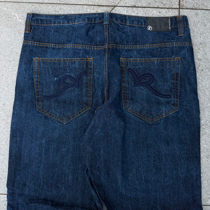 tidy lil rocawear pair - 38x34”