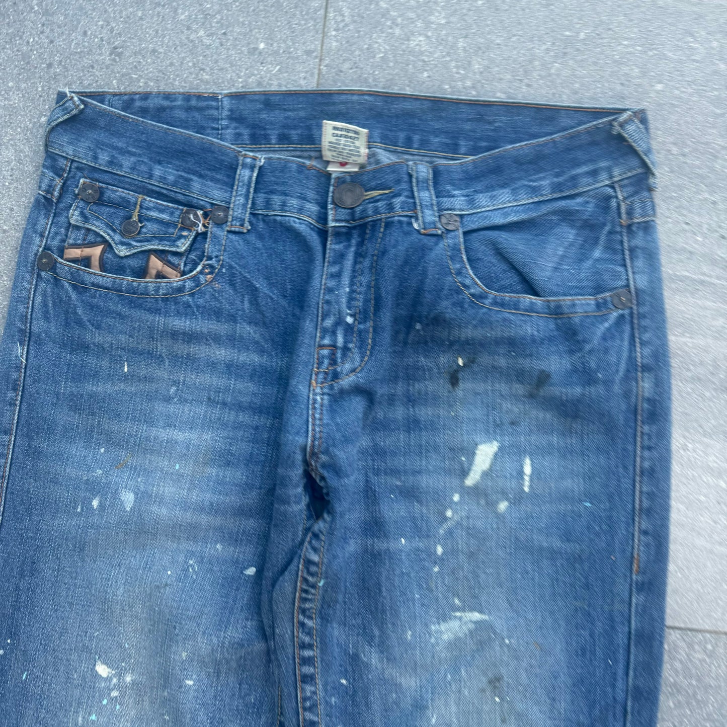 paint splatter trueys - 38x35”