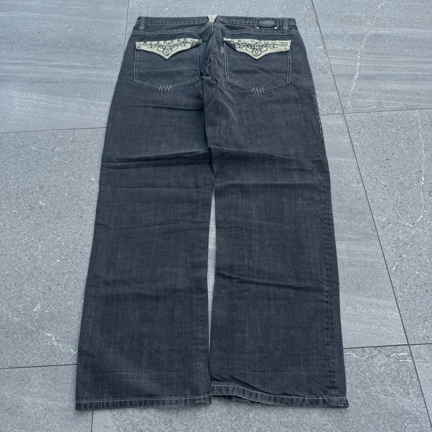 parish jeans - 38x33”
