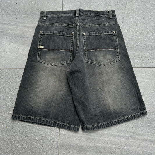 black sand southpoles - 34”