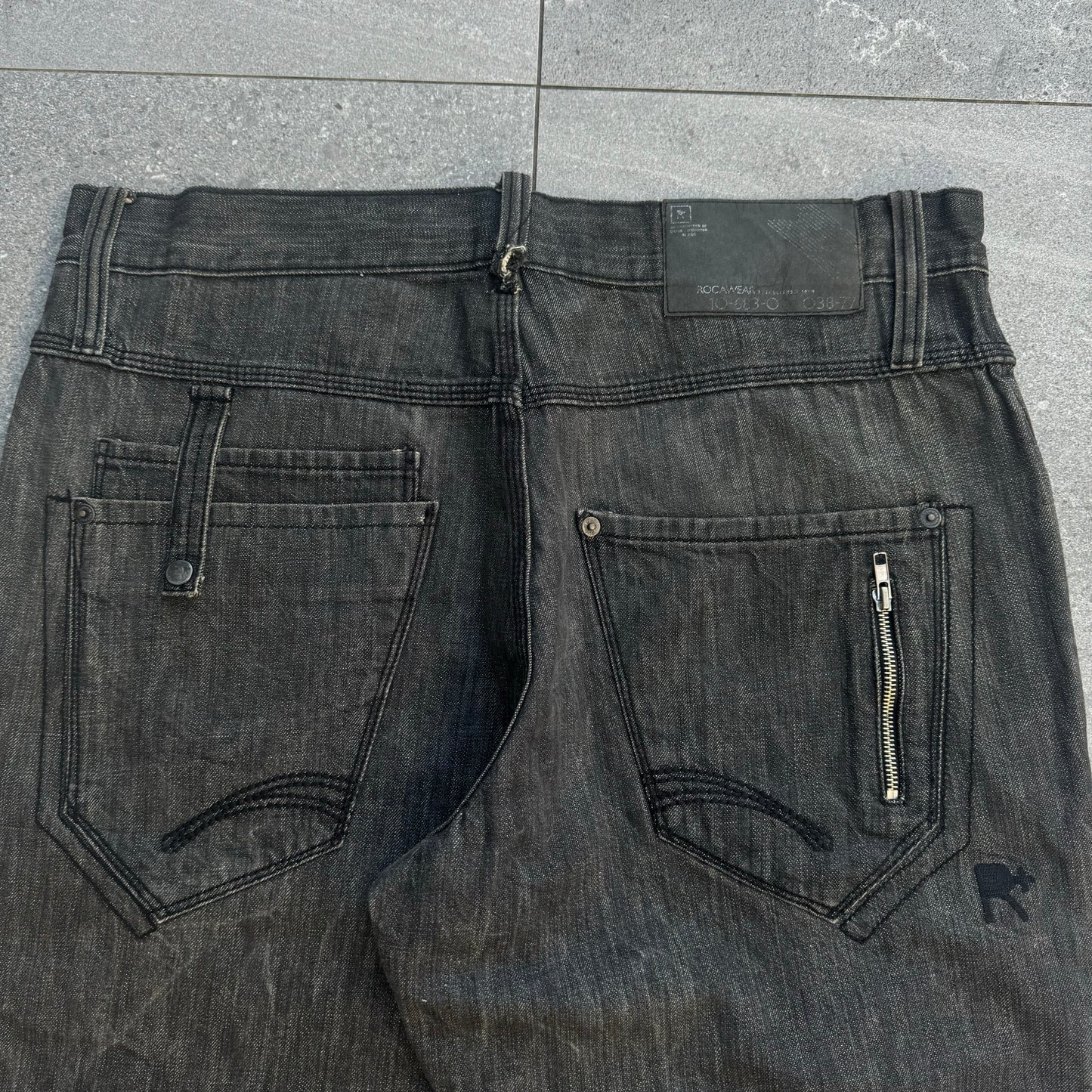 raw denim rocawear - 40x33”