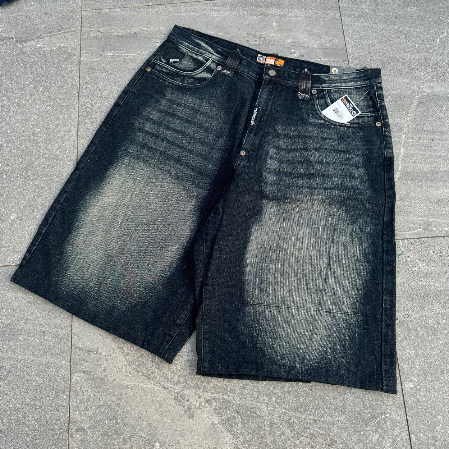 nutted all over these 😖 insane wash - 38”