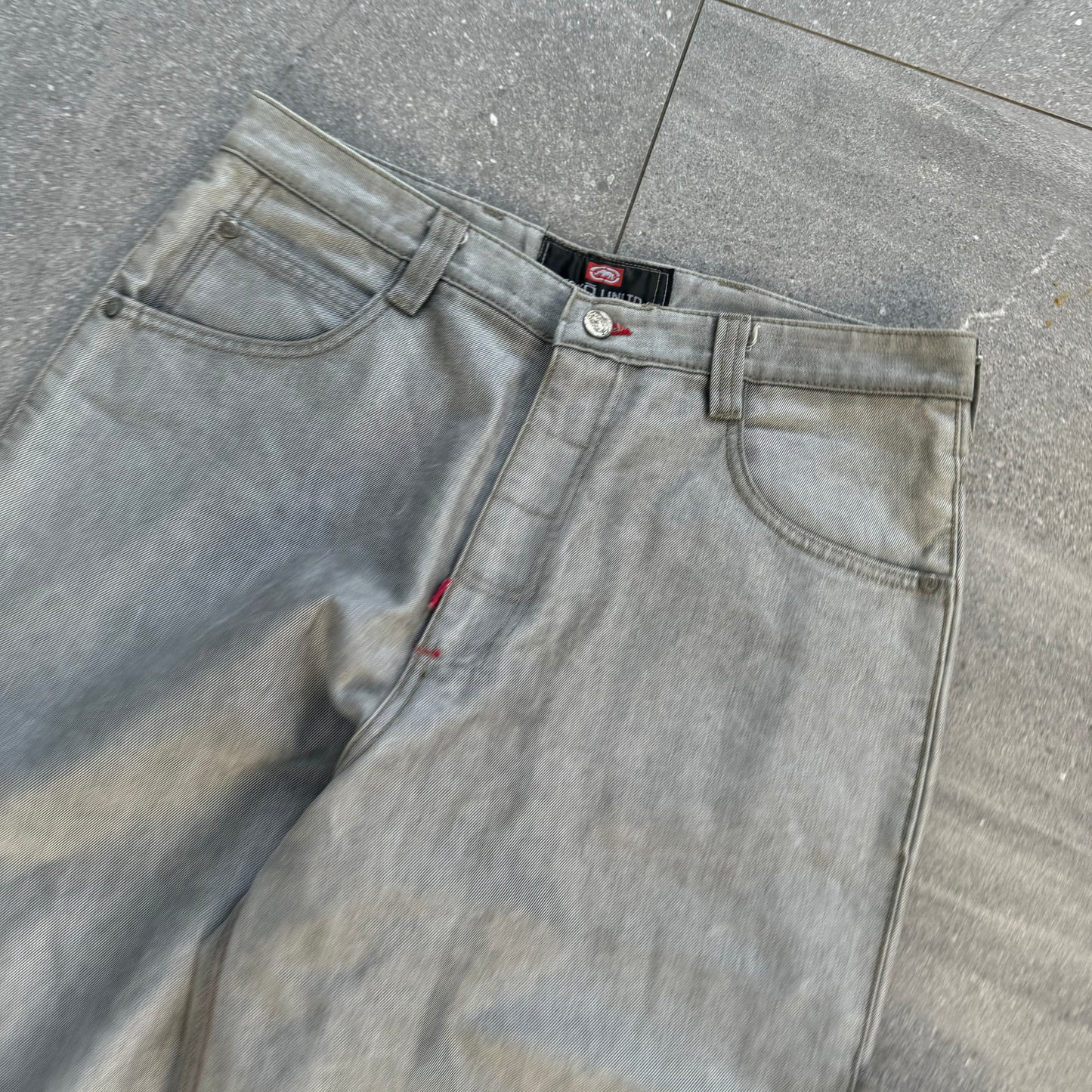 ecko jeans - 34x33”