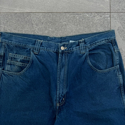 FAT fubu jeans - 40x25”