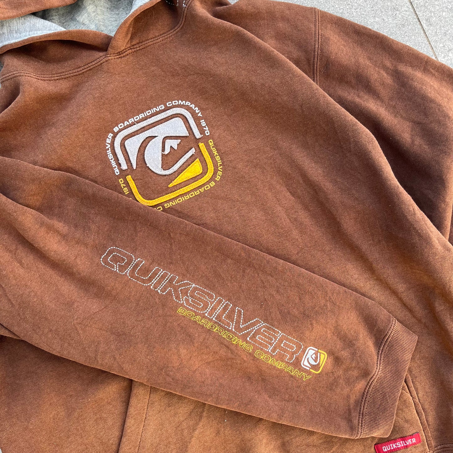 autumn spec quiksilver hoodie - S