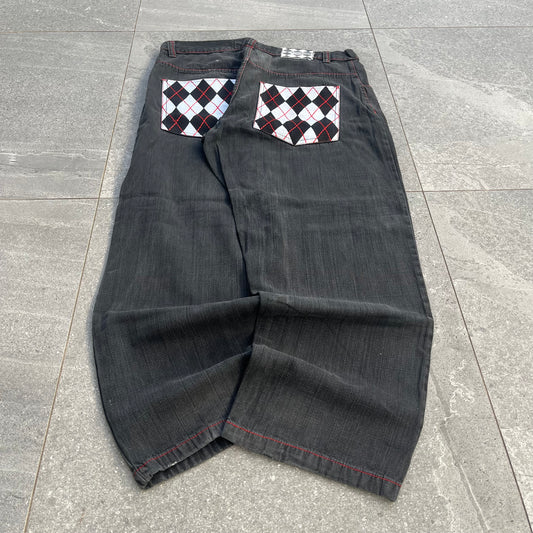 evolution checkered pockets - 38x32”