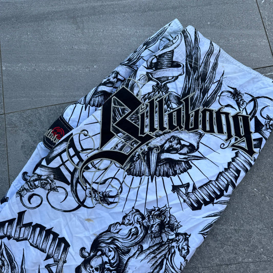 billabong boardies - 38x12.5”