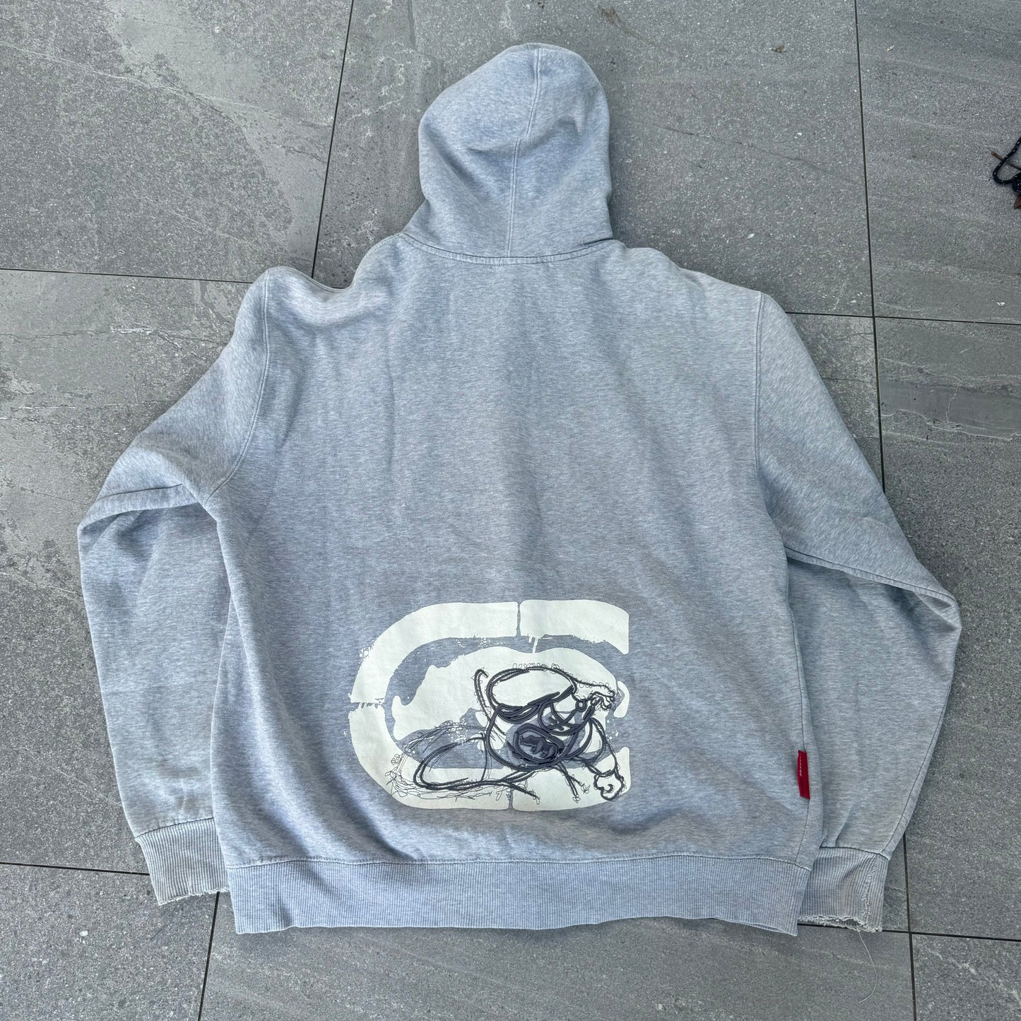 grail grail grail ecko hoodie (LOOK AT THE BACK) - L